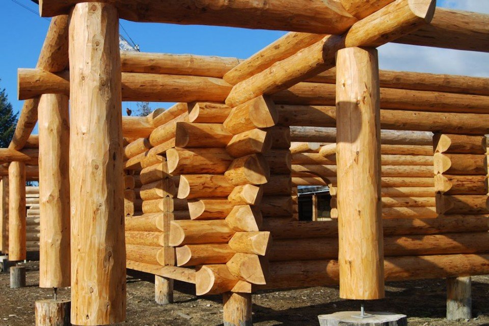 Rustic Log Farm House Construction