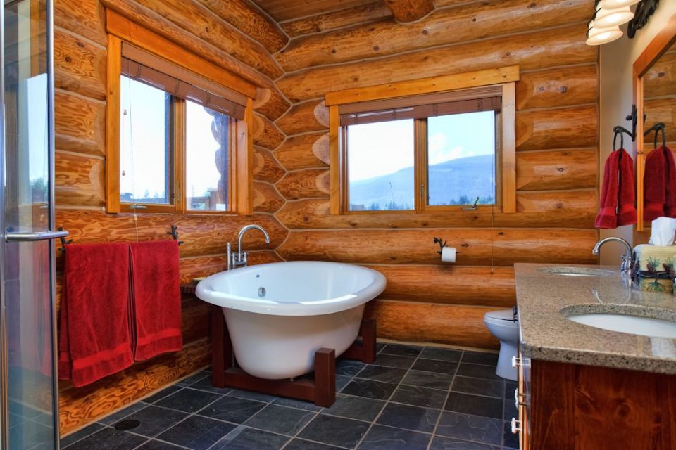 Log Cabin Bathroom