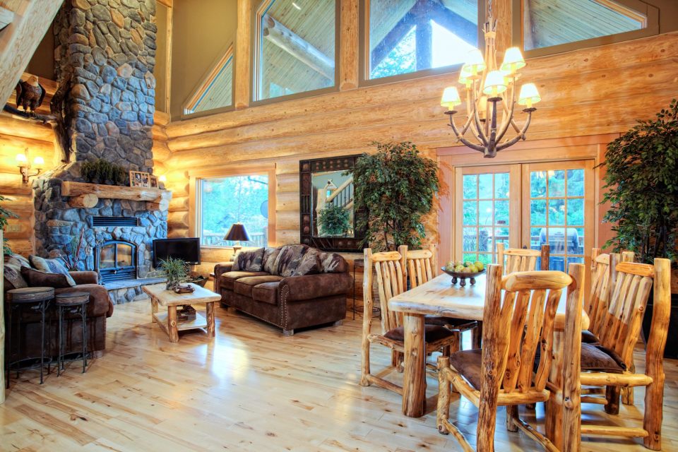 Log Cabin Great Room