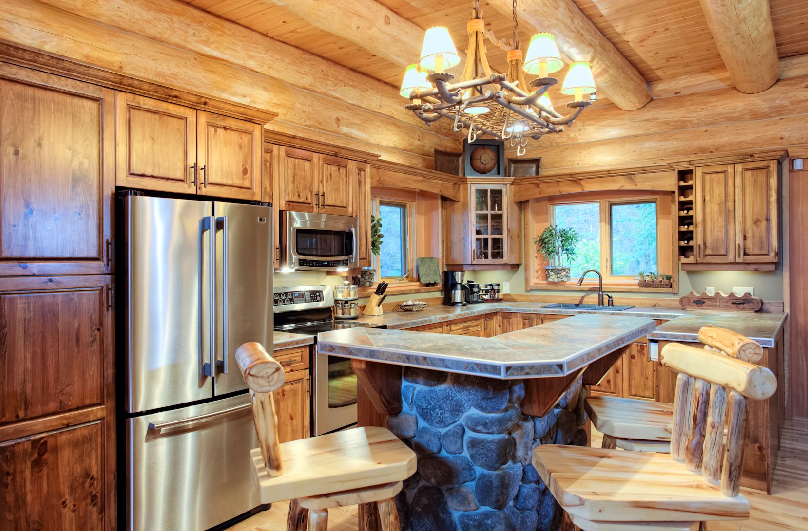 Log Home Kitchens North American, Log House Kitchen Cabinets