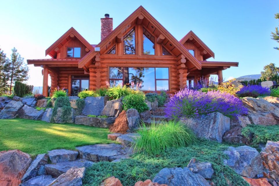 Log Cabin Lakeside